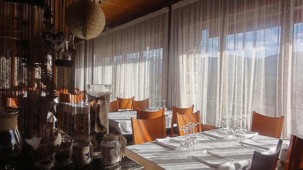 Fonda Matia Hotel Bellver De Cerdanya Exterior photo