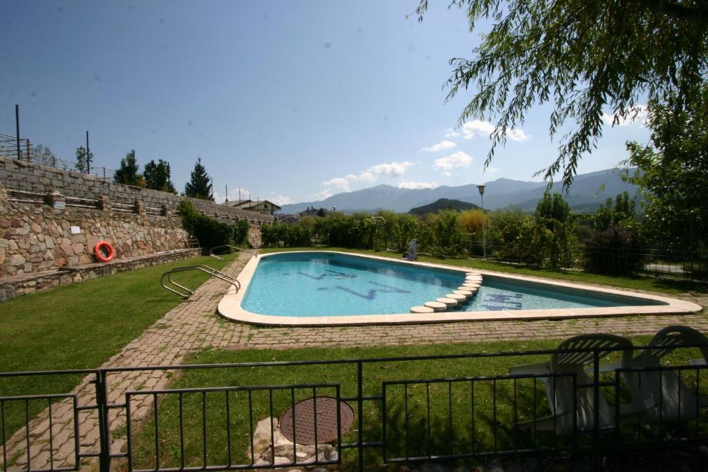 Fonda Matia Hotel Bellver De Cerdanya Exterior photo