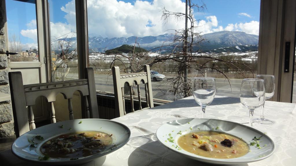 Fonda Matia Hotel Bellver De Cerdanya Exterior photo